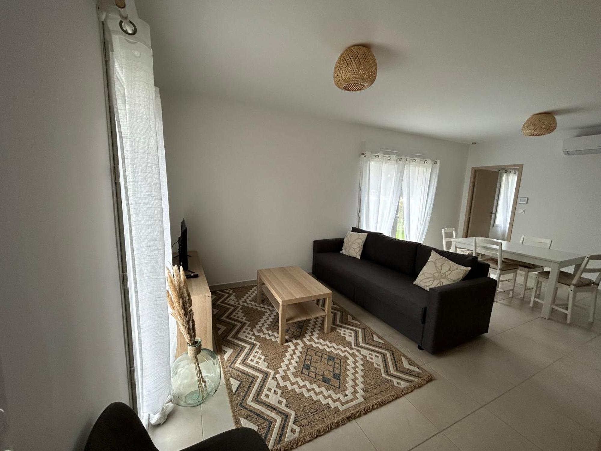 Appartement Avec Jardin Chateauneuf-de-Galaure Dış mekan fotoğraf